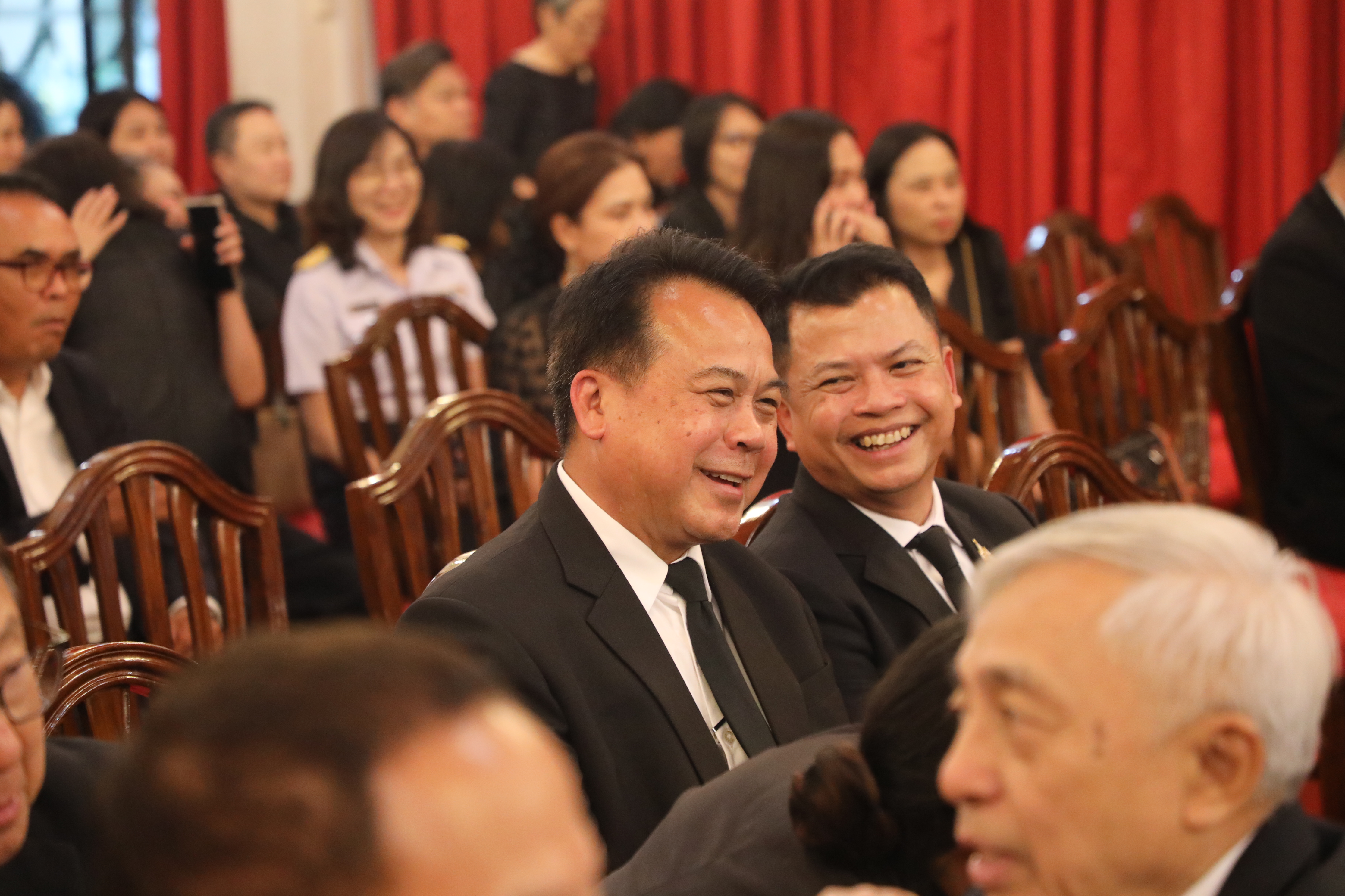 title - ส.ป.ก. ร่วมอาลัย เข้าร่วมงานสวดพระอภิธรรม นายจรัลธาดา กรรณสูต องคมนตรี อดีตปลัดกระทรวงเกษตรและสหกรณ์